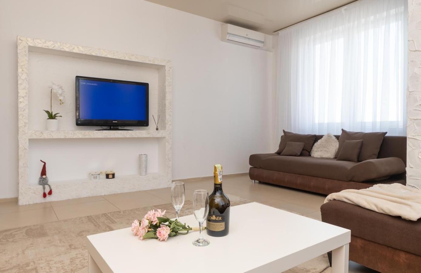 Apartment Obolon Natalka Park كييف المظهر الخارجي الصورة